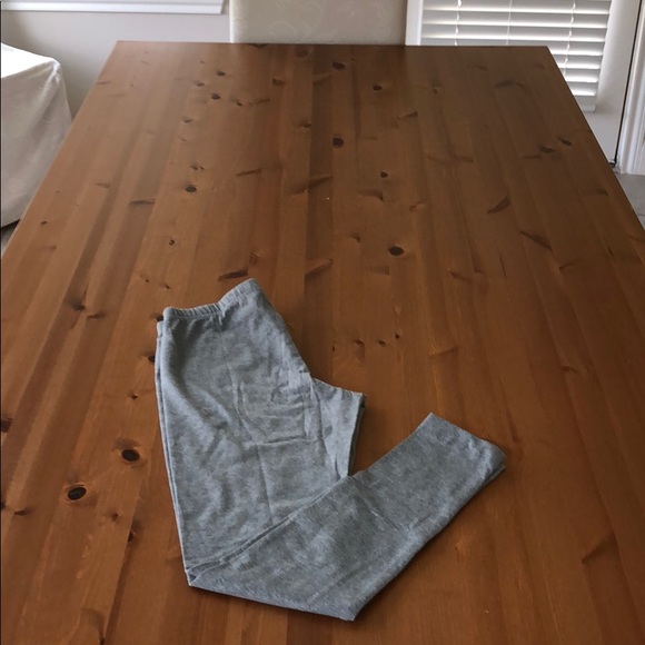 Old Navy Pants - Old Navy leggings, Gray medium